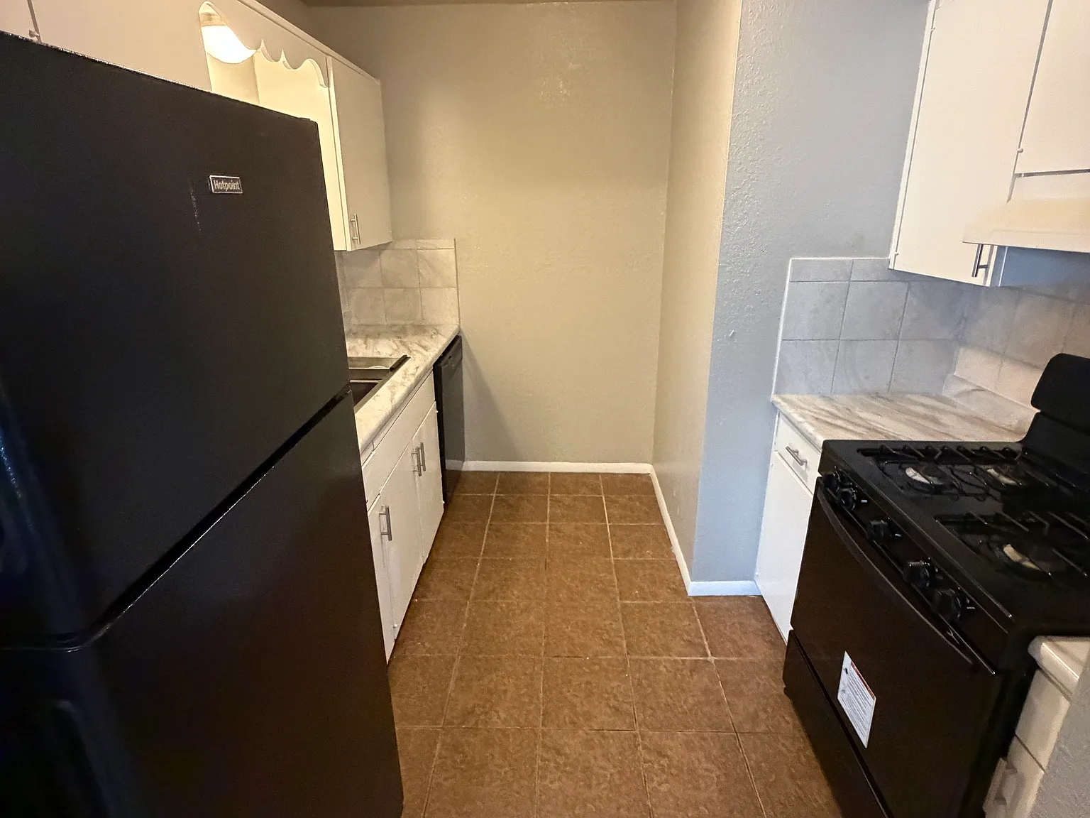 2 bed, 1126 sqft, $1,397 — Photo 2