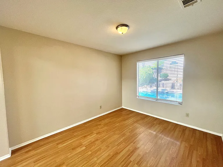 2929 Domino Way — Photo 8