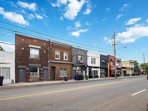 3rd image of 1563 Kingston Rd