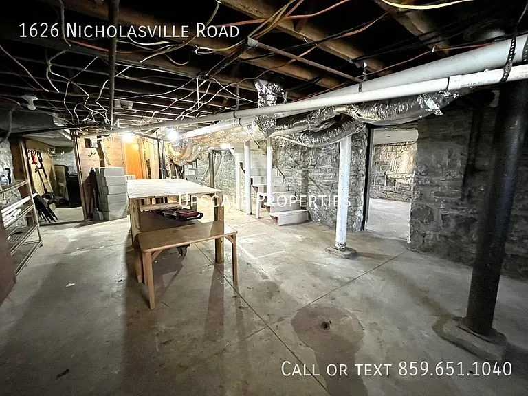1626 Nicholasville Rd — Photo 15