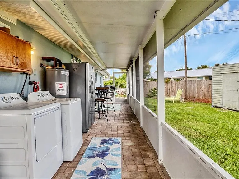1686 Chapline Ln — Photo 24