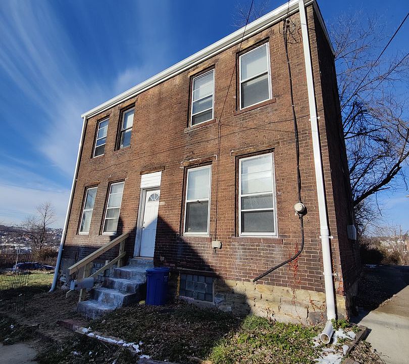 1st image of 3139 Ward St