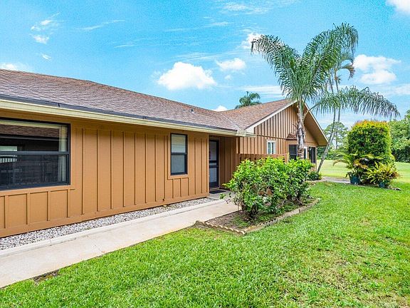 3rd image of 8161 SE Eaglewood Way