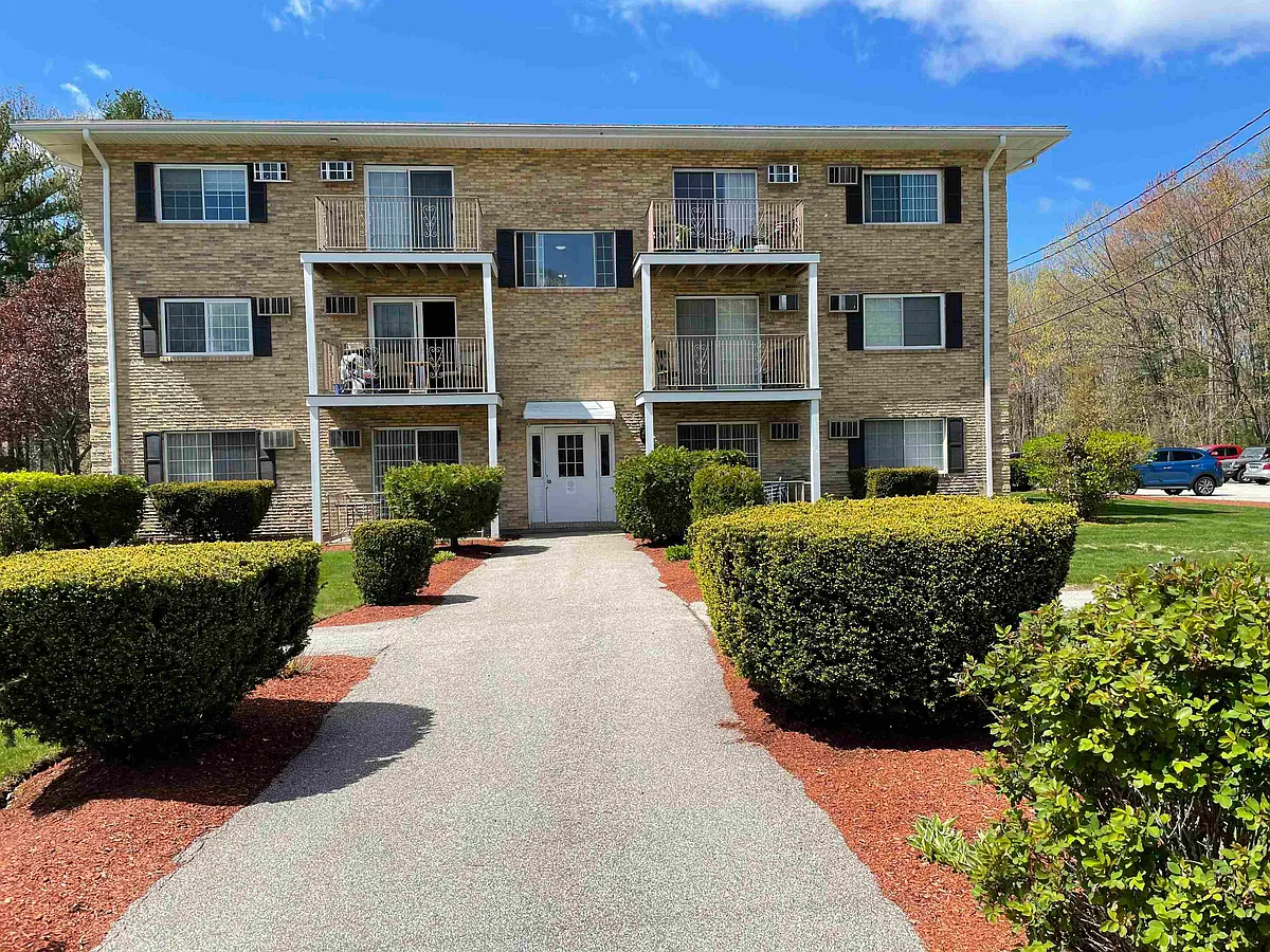 Building Photo - 379 Huse Rd #33