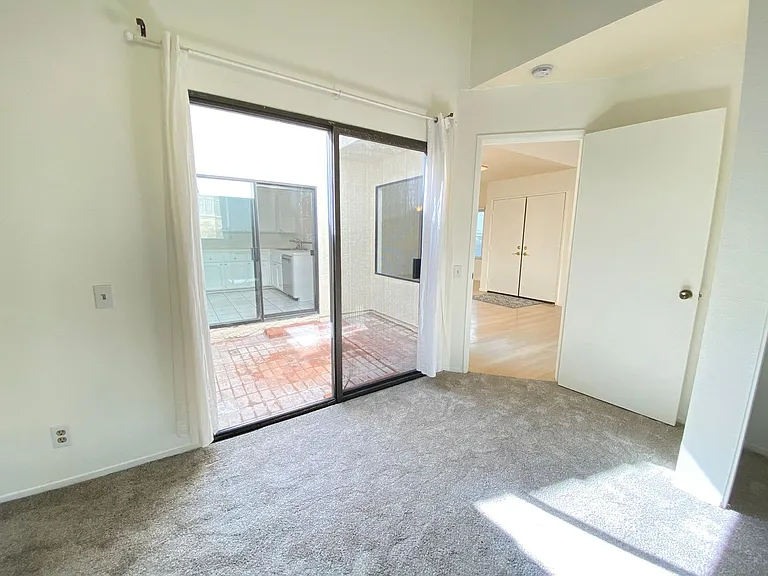 7563 Agua Dulce Ct — Photo 6