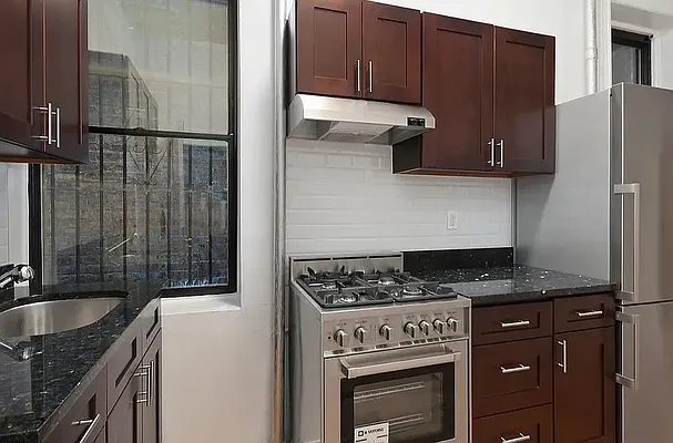 Rented by REAL New York | media 7