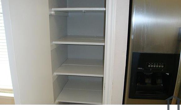5th image of 10519 Walnut Glen Dr