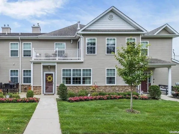 1503 Lennox Drive #1503, Saint James, NY 11780