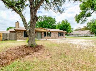 7202 Mier Henry Rd, Pensacola, FL 32506