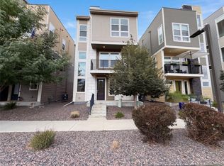15738 E Broncos Place, Centennial, CO 80112