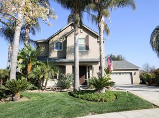 2206 N East Ct, Reedley, CA 93654