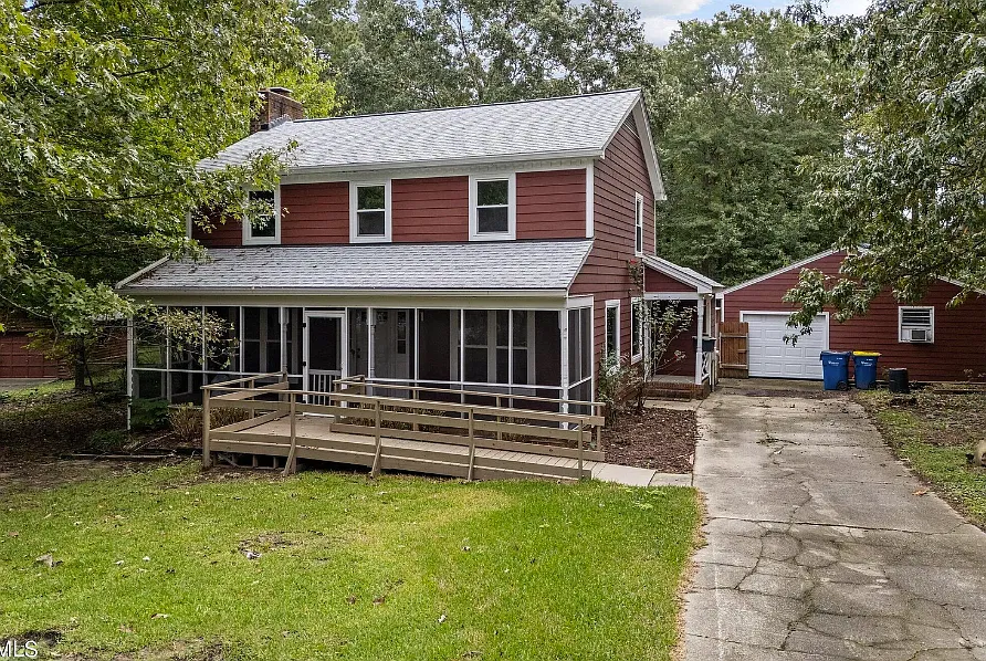 1309 Hickory Hollow Ln