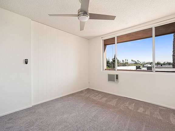5th image of 17000 Burbank Blvd #102