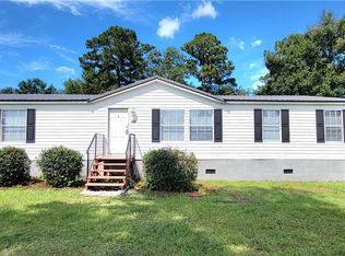 500 Red Bird Dr, Springfield, GA 31329