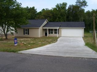 1417 Highpoint Rd, Albertville, AL 35950