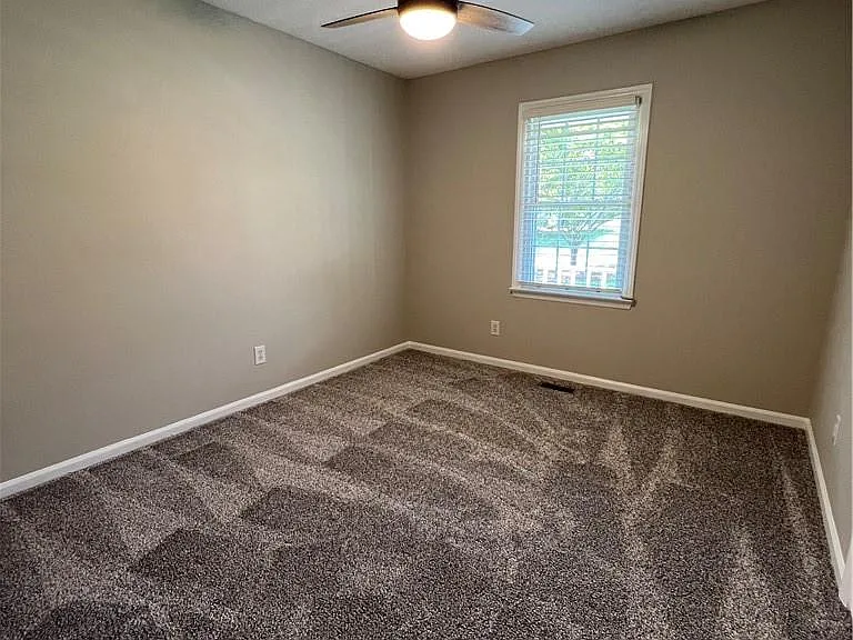 150 Creek Haven Dr — Photo 7