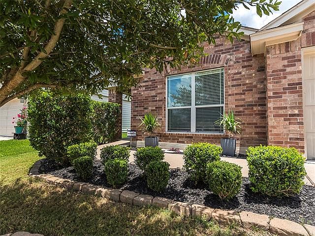 1st image of 2091 Cambria Dr