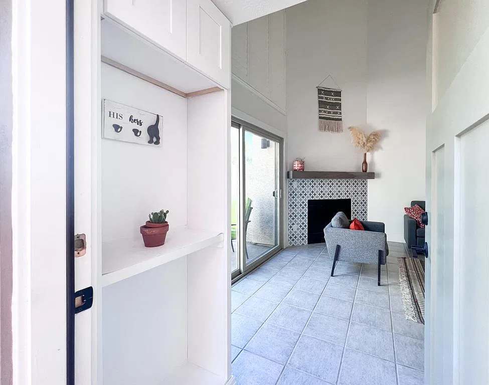 3 bed, 1150 sqft, $4,500 — Photo 3