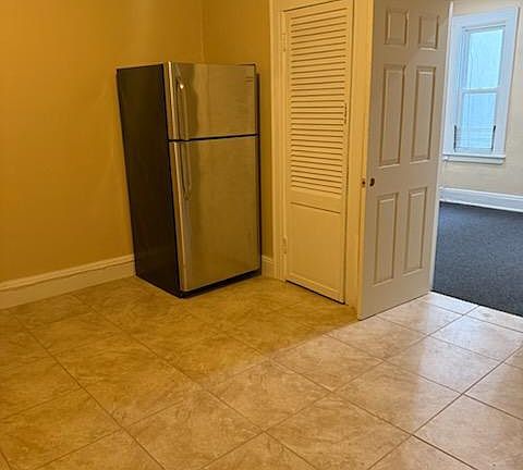 4th image of 21445 Jamaica Ave APT 2