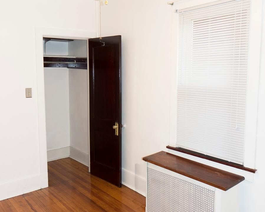 Office/3rd Bedroom