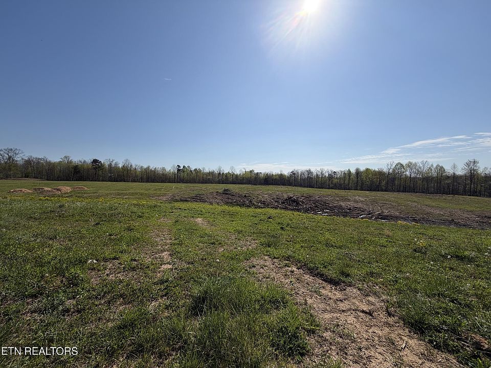 1st image of 532 White Oak Rd