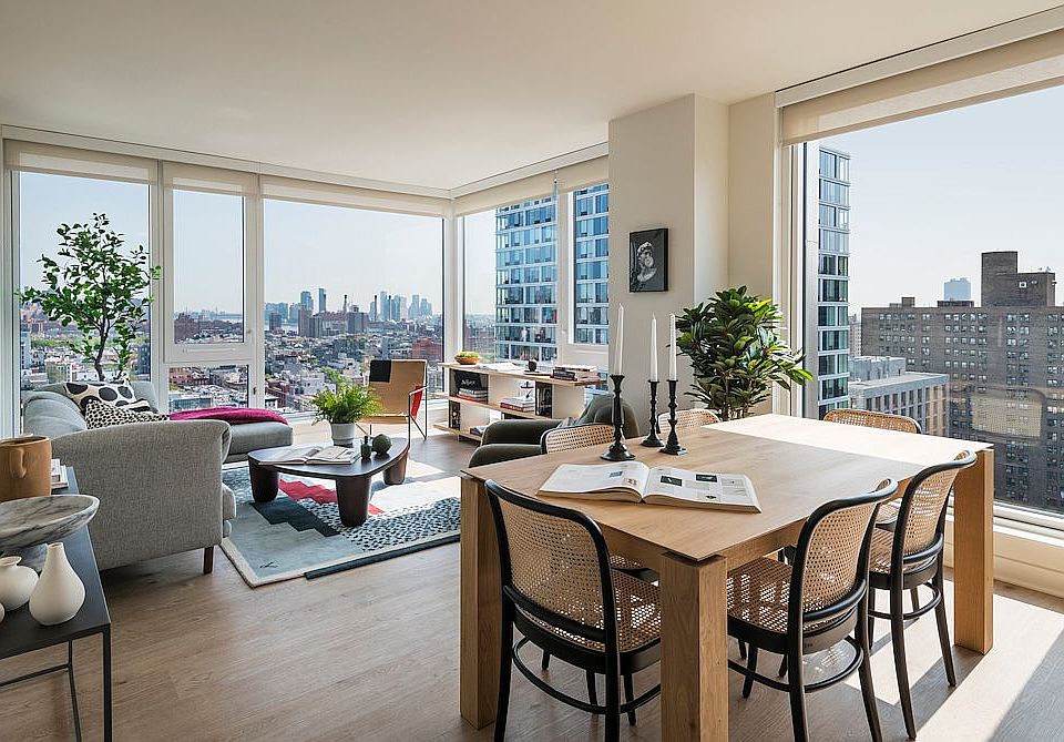 1st image of 55 Suffolk St APT 1513