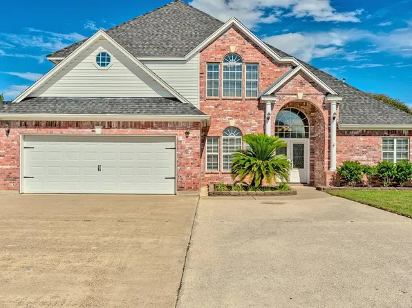 8012 Eyre Dr, Port Arthur, TX 77642