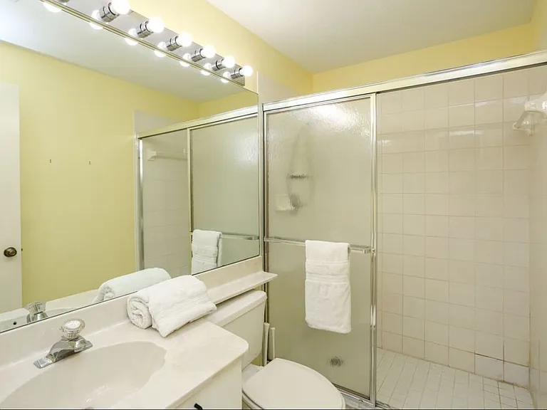 966 Woodshire Ln #204 — Photo 18
