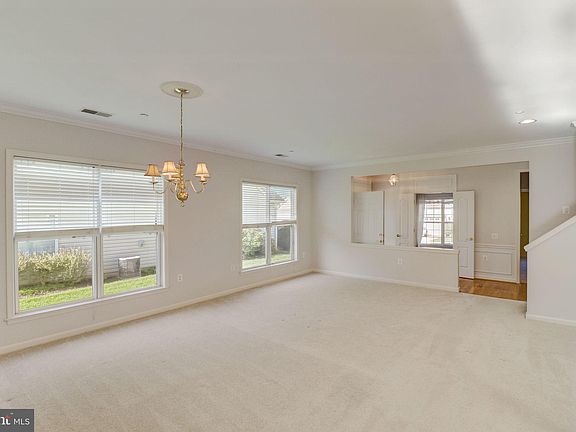 5th image of 21 Goose Creek Cir