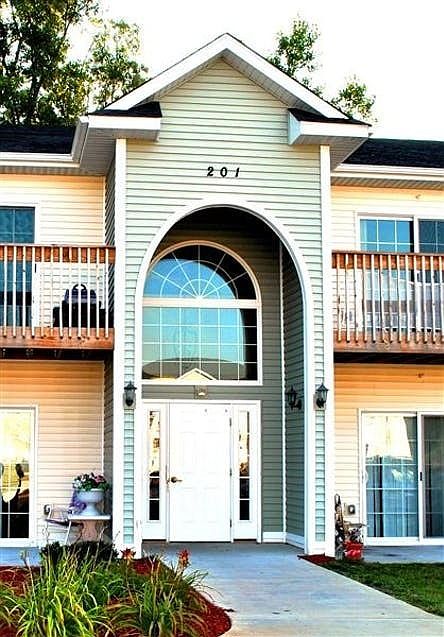 1st image of 203 Hidden Oaks Dr #C62e81266