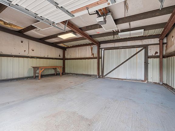 3rd image of 29 Pinnacle Springs Rd