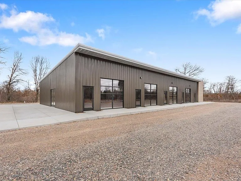 1144 County Road D — Photo 17