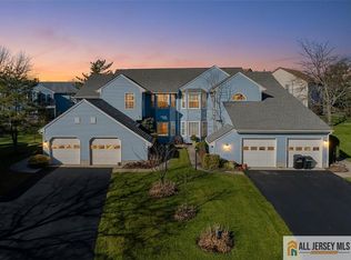5 Wingate Ct, Monroe Township, NJ