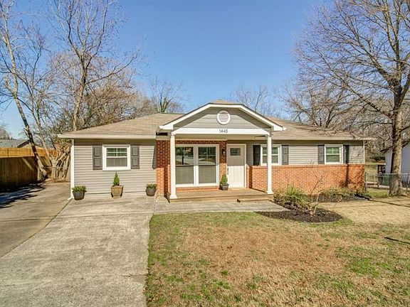 3rd image of 1445 Whitfield St SE