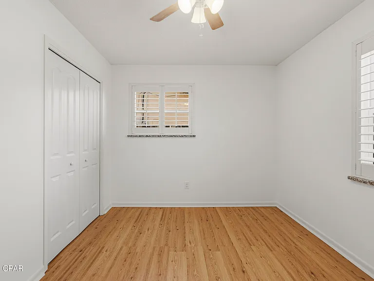 139 Manistee Dr — Photo 22