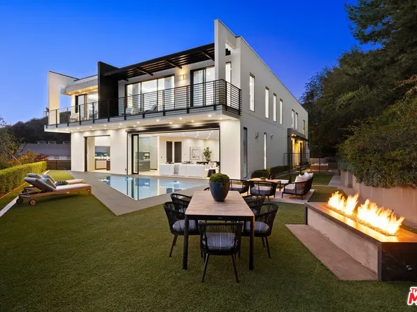 1754 Clear View Dr, Beverly Hills, CA 90210