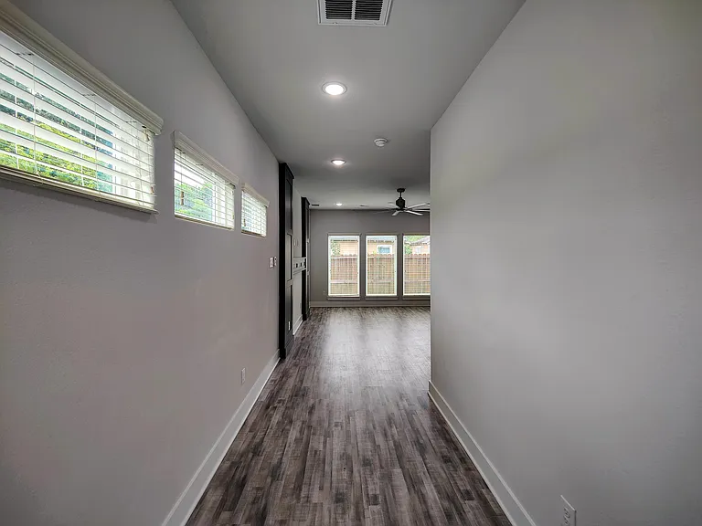 4675 Bellfort St — Photo 13