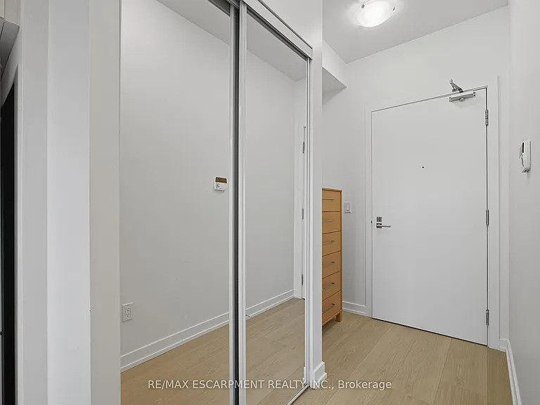 4655 Glen Erin Dr #1501 — Photo 3