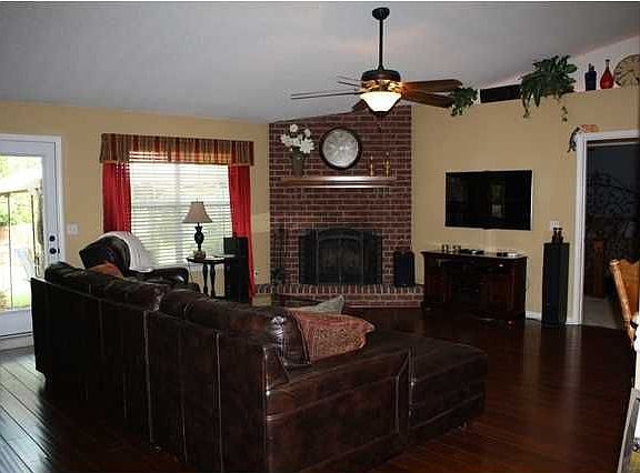 3rd image of 5448 Woodsman Dr