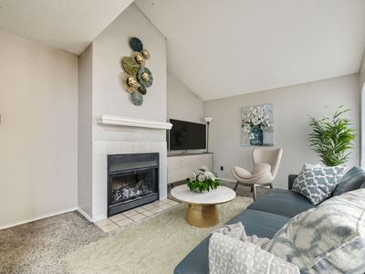 1424 Meadowood Village Dr, Fort Worth, TX, 76120