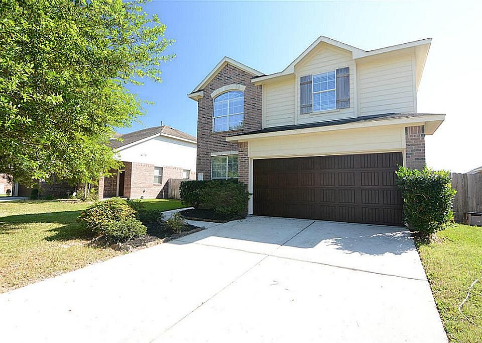 1st image of 21342 Village Crossing Ln