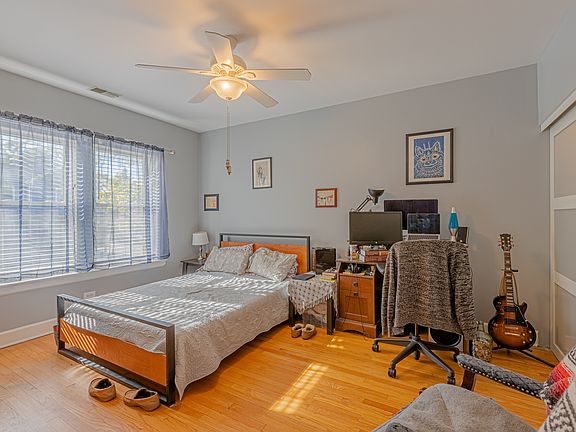 5th image of 7059 N Damen Ave APT 1N