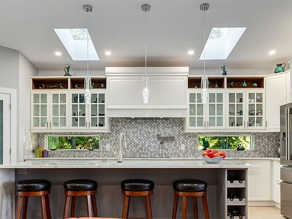 5th image of 10333 Chemainus Rd