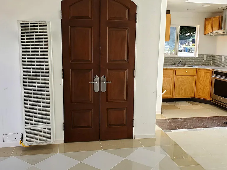 2095 Paralta Ave — Photo 11