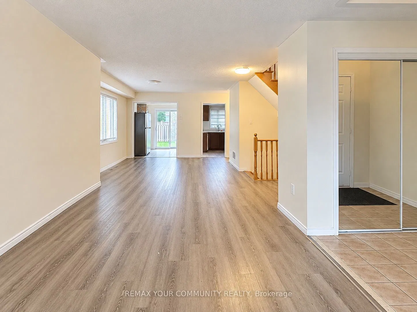 4 bed, $3,300 — Photo 4