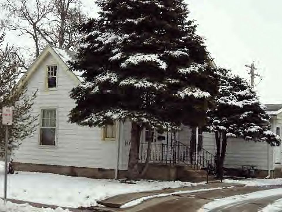 2nd image of 925 N Jackson St