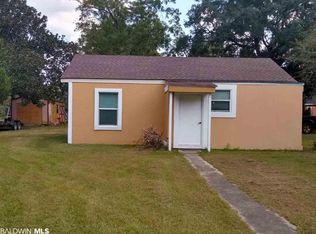 1100 N Pine St, Foley, AL 36535