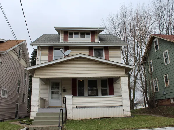 1615 Royal Ave NE, Canton, OH 44705