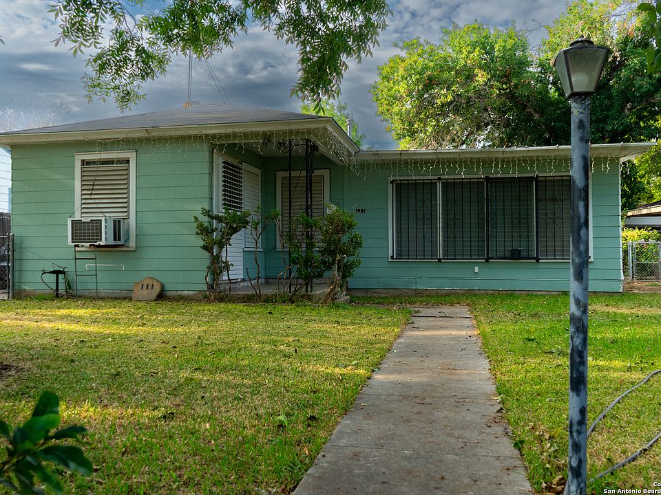 1st image of 111 Pamela Dr