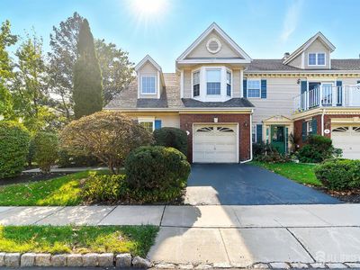 16 Sapphire Ln, Franklin Park, NJ, 08823
